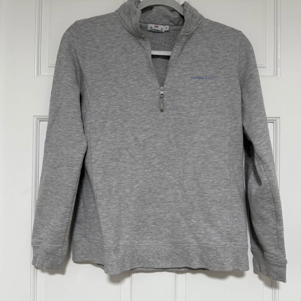 Vineyard Vines Quarter-Zip Pullover – Light Grey